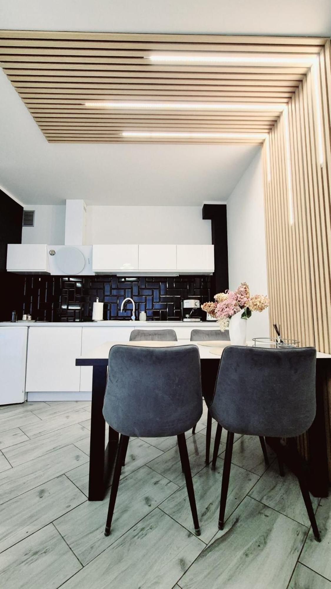 Apartament Black-White เมียลโน ภายนอก รูปภาพ